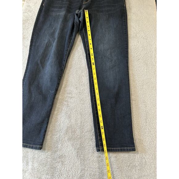 Apt. 9 Jeans Straight Capri Mid Rise Blue Denim Dark Wash Womens sz 10 - Picture 4 of 6